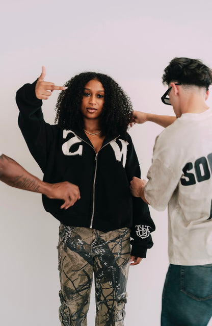 SOCIÉTÉ ARTS WELL- BEING CROPPED ZIP UP